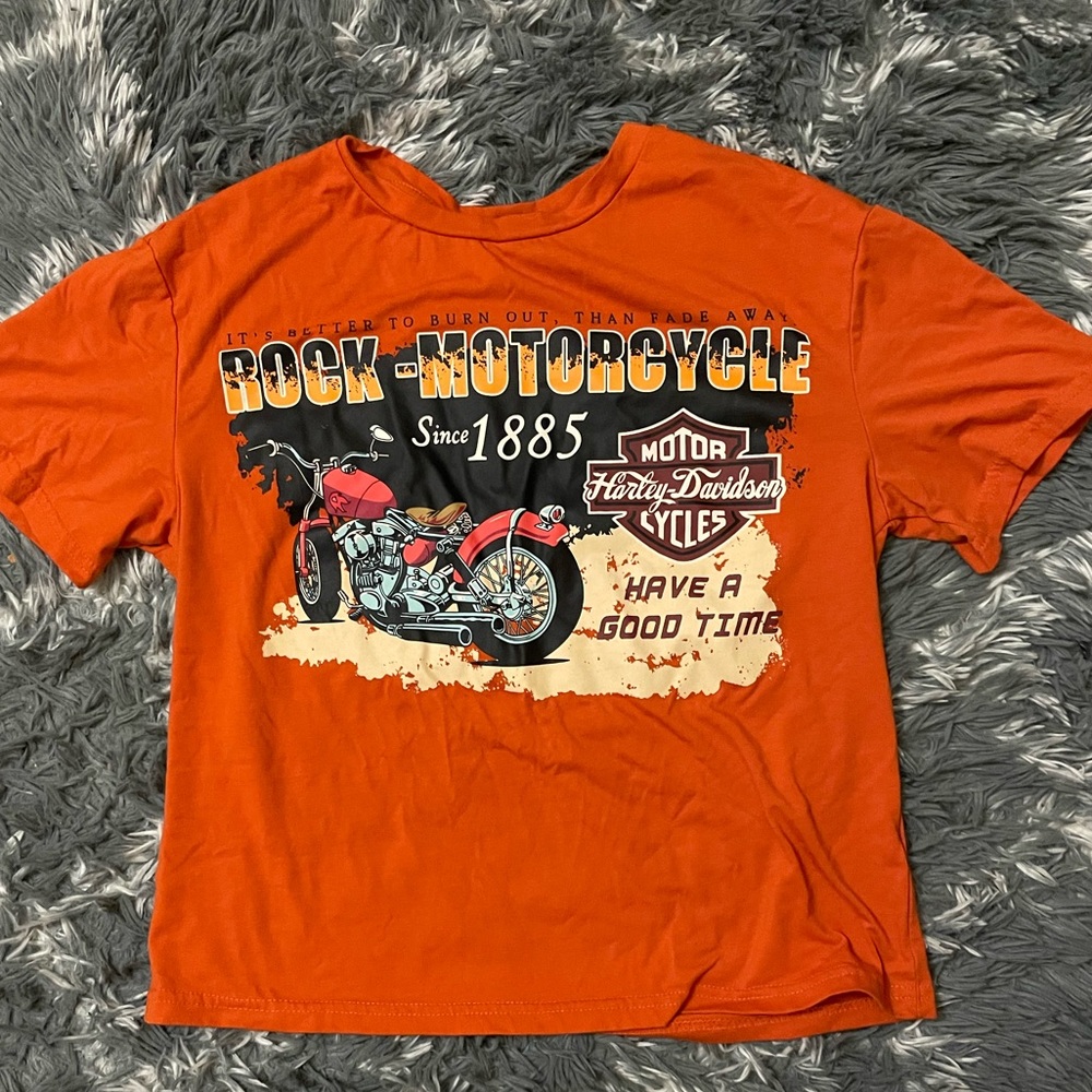 Orange rock tee